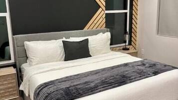 Internet, bed sheets