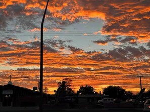 Miscellaneous - Prime Central Location Minutes from TMC Hospital: Desert Guest House (Tucson)