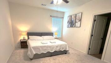 3 bedrooms, desk, iron/ironing board, travel crib
