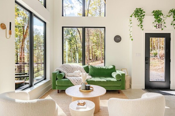 Smart TV - Nordic Nook: Scandinavian Forest Escape + EV charger (Mifflintown)