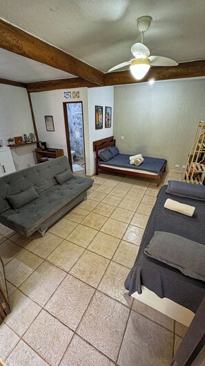 Economy Studio, River View