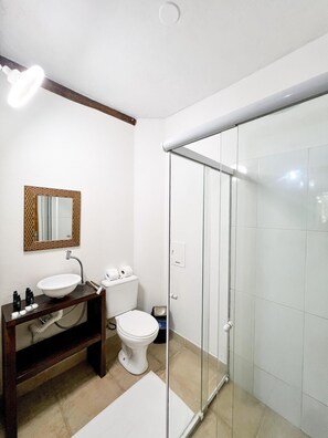 Economy Studio, River View | Free WiFi - Pousada Aimê Maresias (São Sebastião)