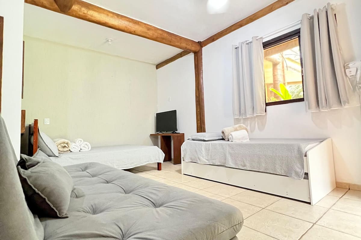 Economy Studio, River View | Free WiFi