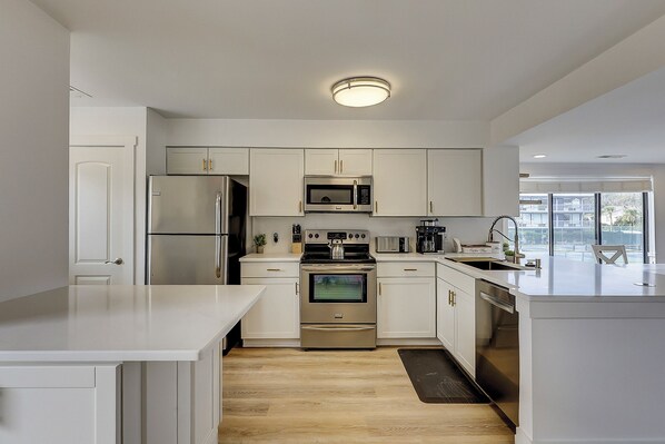 Microwave, oven, stovetop, dishwasher