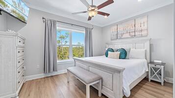 3 bedrooms, iron/ironing board, free WiFi, bed sheets