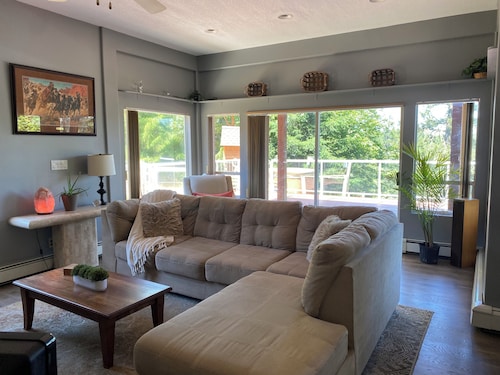 Privacy on the Rivers edge