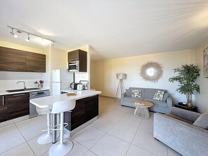 TV - Vue Mer à Calvi – Le Paradis les Pieds dans l’Eau (CALVI)