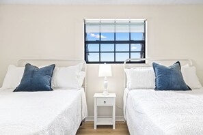 2 bedrooms, iron/ironing board, travel cot, free WiFi