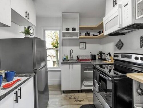 The Buffalo Loft- 3BR Upstairs Apartment • Pet-Friendly • Outdoor Patio &...