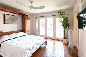 3 bedrooms, desk, iron/ironing board, free WiFi