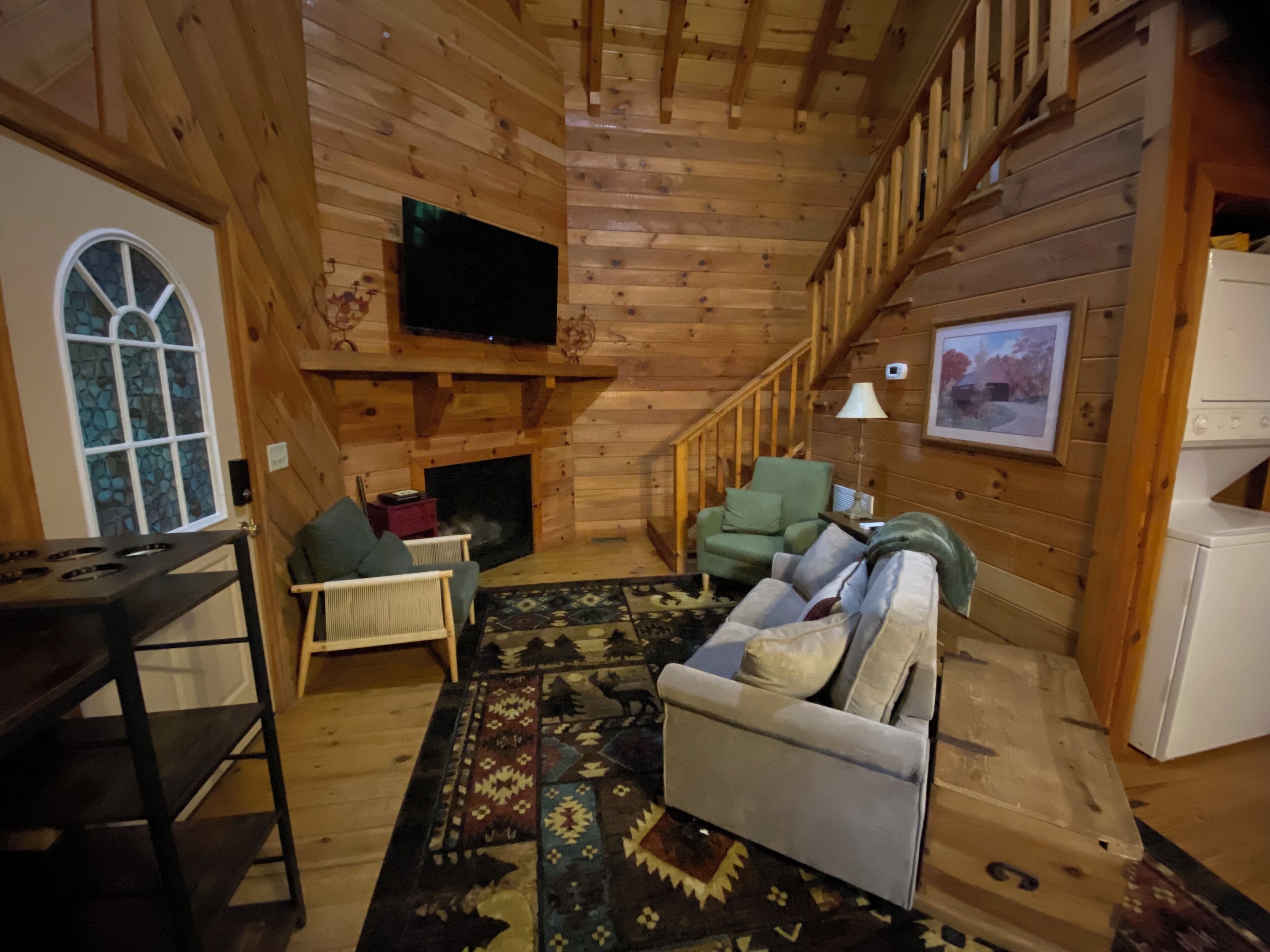 Televisie en een open haard