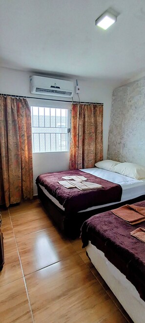 Iron/ironing board, WiFi, bed sheets