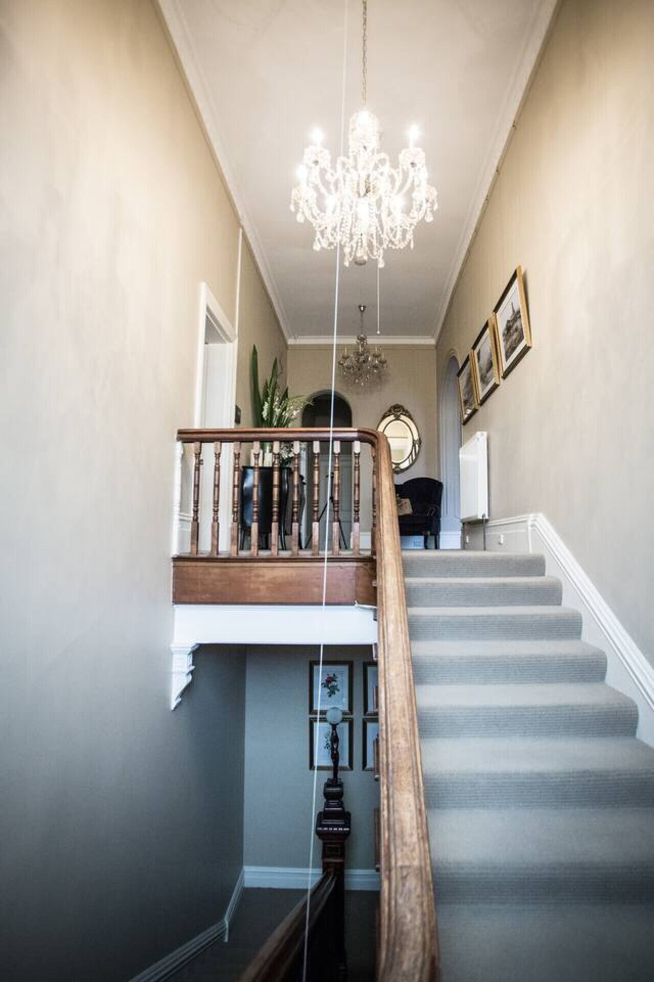 المنشأة من الداخل