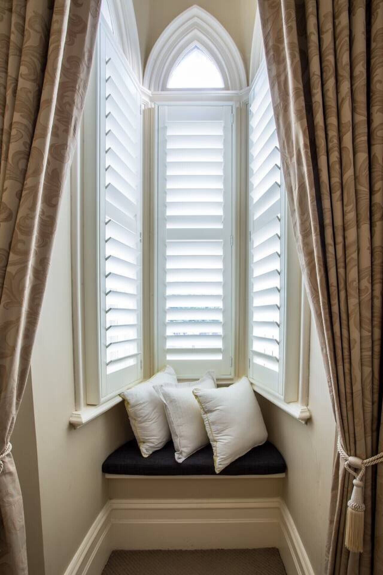 المنشأة من الداخل