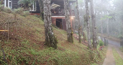 Serene 4-bedroom country house in PanamĂĄ hermoso chalet 4 habitaciones, 3 banos