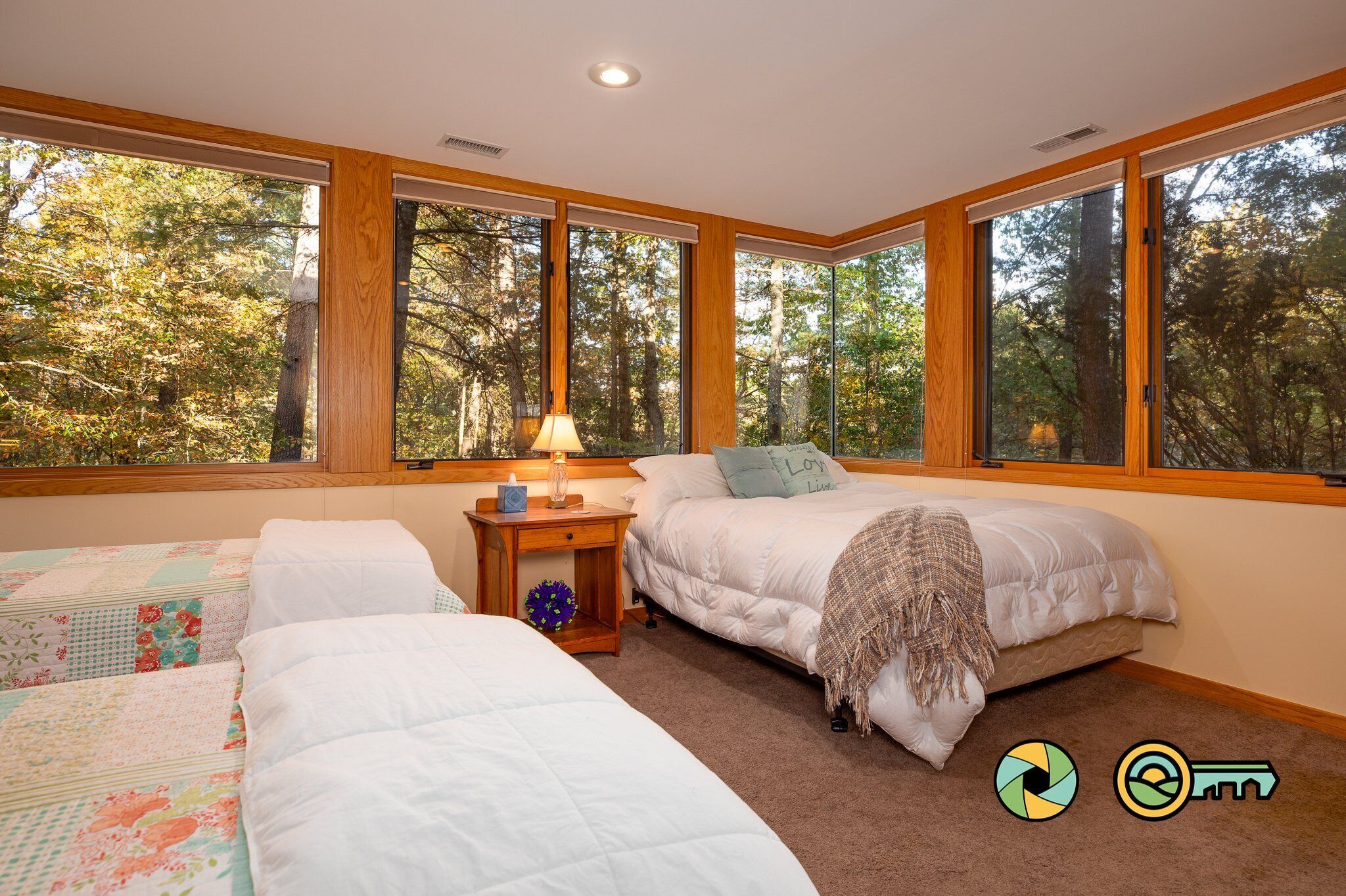 2 habitaciones, escritorio, wifi gratis y ropa de cama 