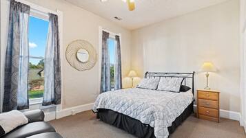 House, Private Bathroom (Big Yellow) | 4 bedrooms, iron/ironing board