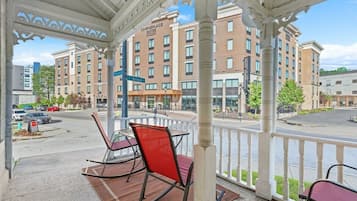 House, Private Bathroom (Big Yellow) | View from property