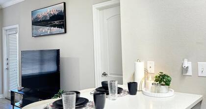 Magnolia Haven Cozy 1BR Near Shops & Trails