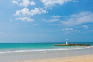 Beach - Kokotel Khao Lak Lighthouse (Takua Pa)