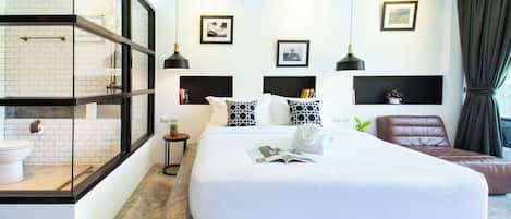 Minibar y caja de seguridad en la habitación