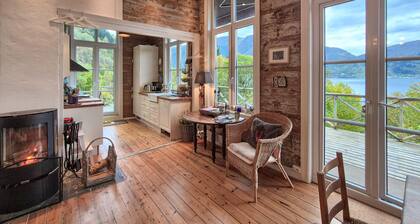 Beach front home in Vaksdal with house sea view