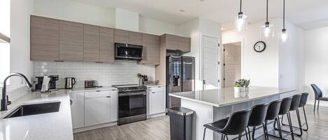 Microwave, oven, stovetop, dishwasher