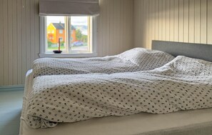 3 bedrooms, free WiFi - Lovely home in Abelvær with WiFi (Abelvær)