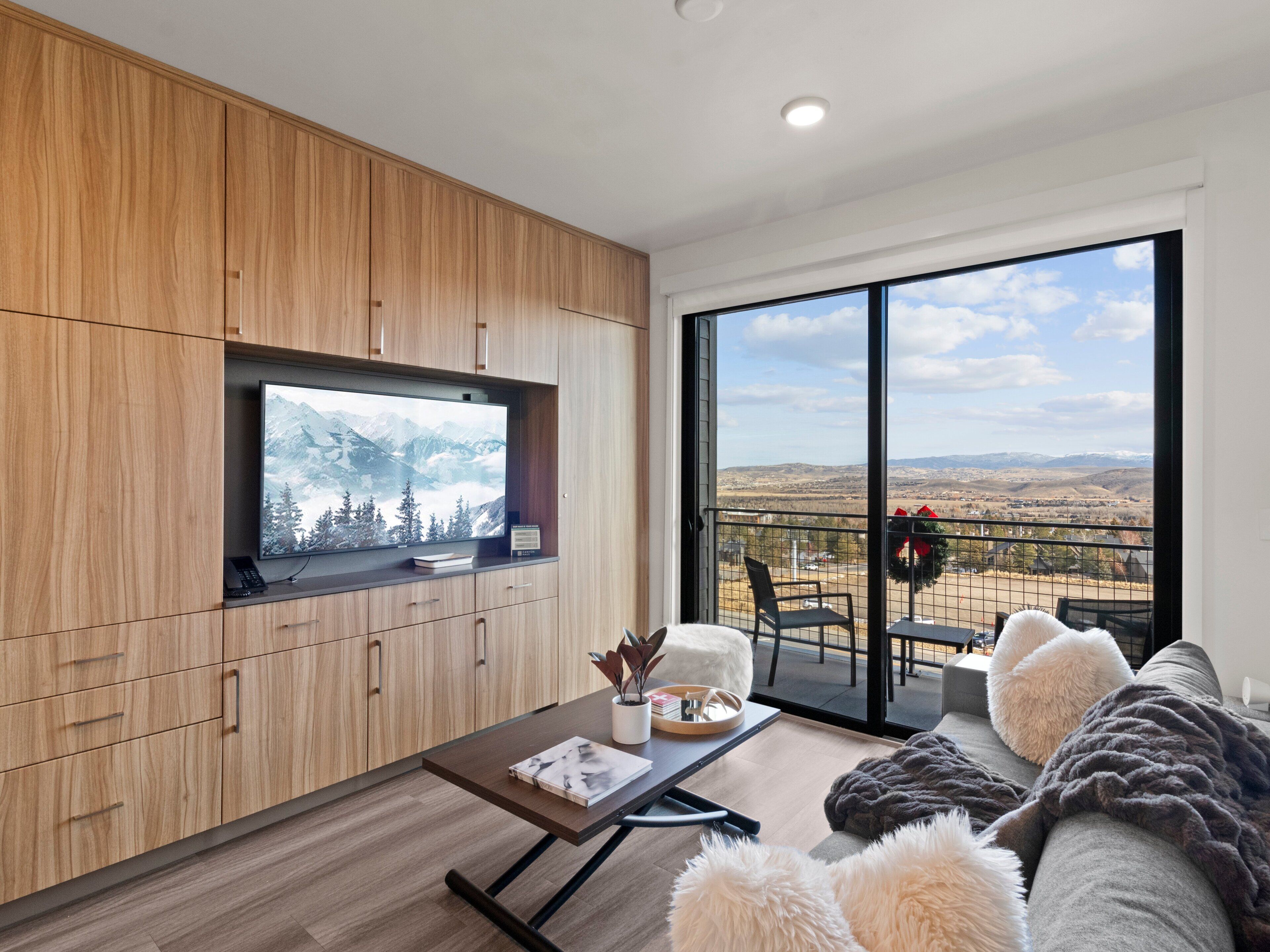 Smart TV, videojuegos y oficina 