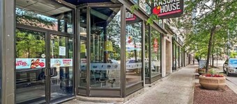 Downtown Cleveland Loft • Fireplace • Gym • Sauna • Free Parking