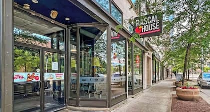 Downtown Cleveland Loft • Fireplace • Gym • Sauna • Free Parking