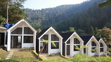 Cottage Deluxe, quang cảnh núi | Khu vực làm việc phù hợp cho laptop