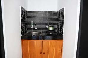 Cabane Deluxe, 1 grand lit, piscine privée | Cuisine privée