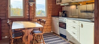 Gorgeous home in Rörvik with WiFi
