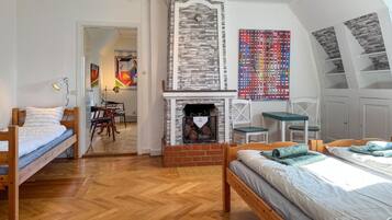 2 bedrooms, free WiFi