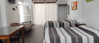 SPACIOUS APARTMENT 5 MINUTES FROM DOWNTOWN OAXACA FOR 8 PERSONS