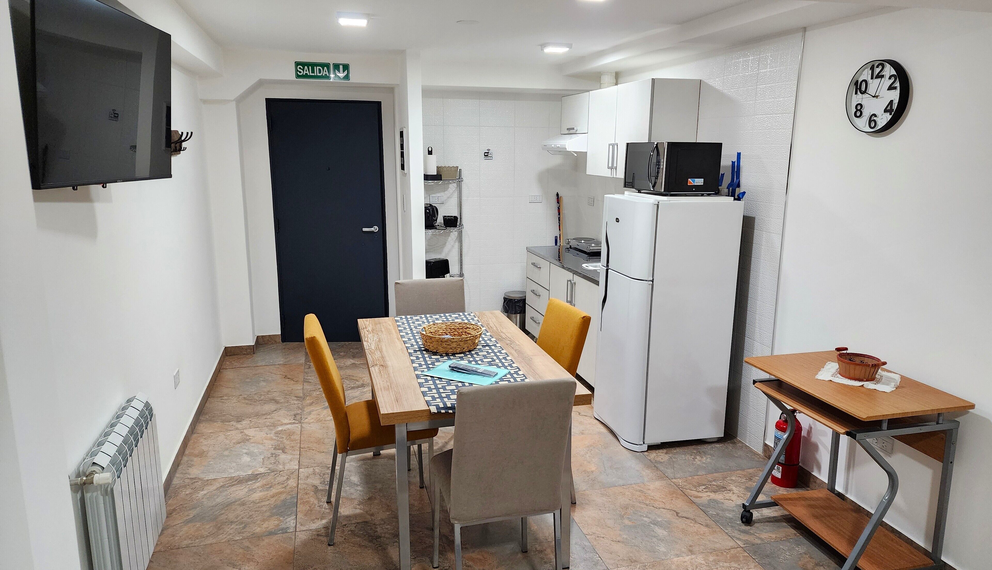 Comfort-Apartment | Wohnbereich | Flachbildfernseher