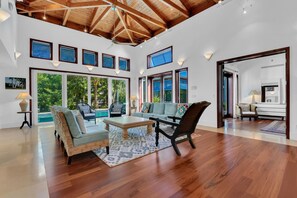 Interior - Elegant Naples Escape | Waterfront Luxury Meets Tropical Tranquility (Naples)