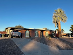 المنشأة من الخارج