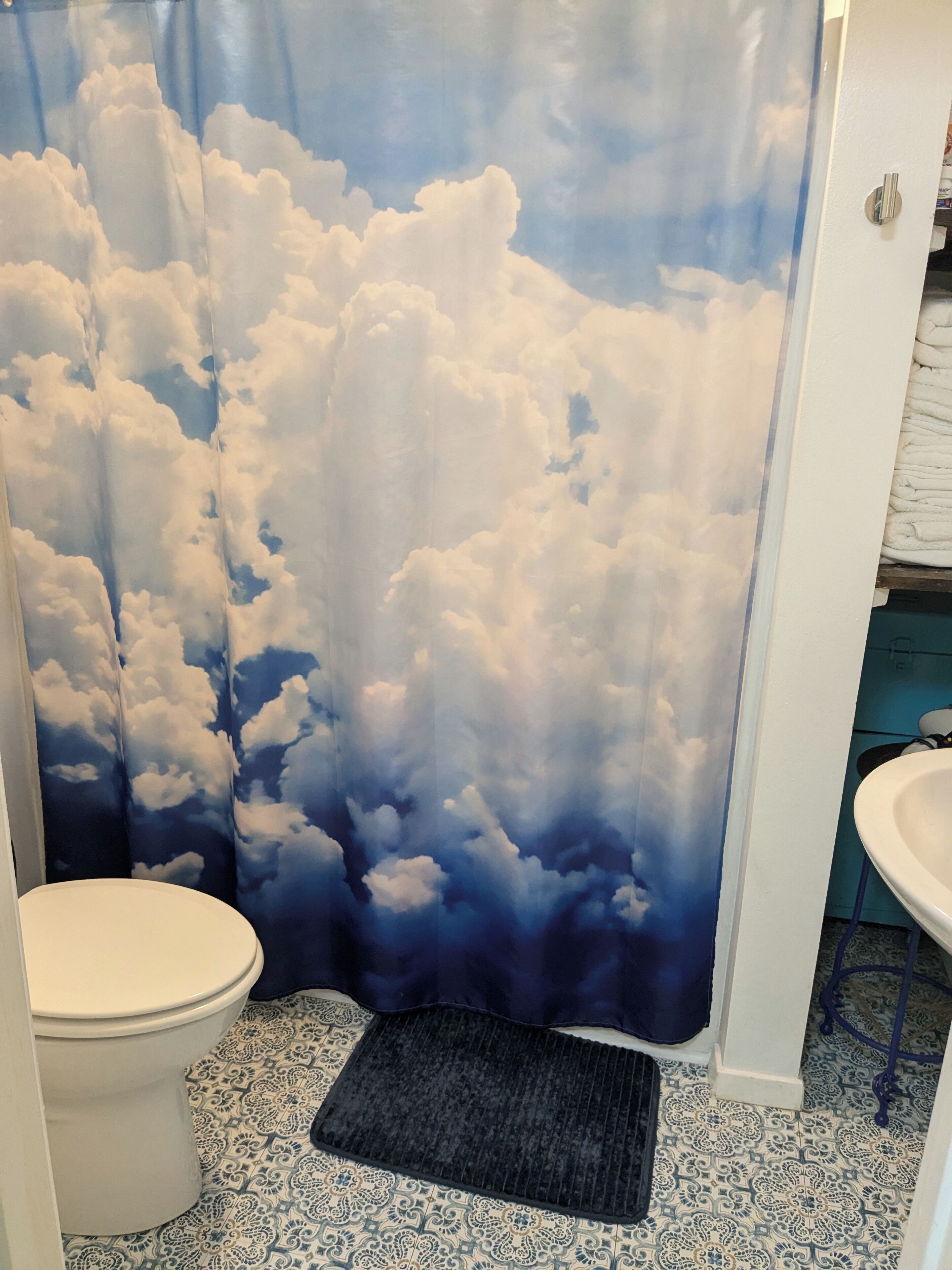 ヘアドライヤー、タオル、石鹸、シャンプー