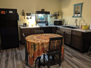 تناول الطعام