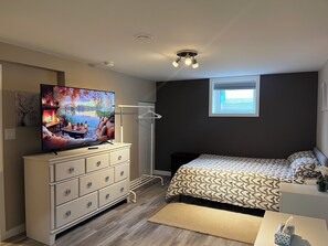 1 bedroom, iron/ironing board, free WiFi, bed sheets