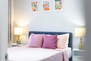 1 chambre, fer et planche à repasser, Wi-Fi, literie fournie