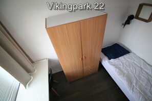 3 bedrooms, travel cot, free WiFi