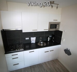 Kühlschrank, Herdplatte, Geschirrspüler