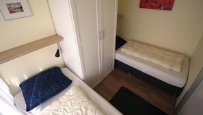 3 bedrooms, travel crib, free WiFi