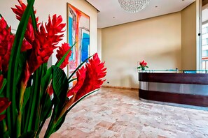 Lobby - Panoramic Oceanview & Pool Malecon Cisneros, Miraflores, Lima, Peru (Miraflores)