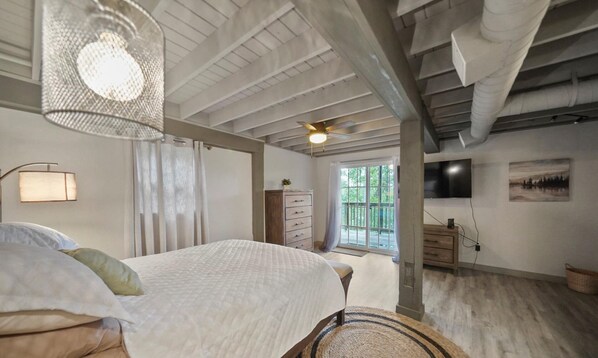 3 chambres, fer et planche à repasser, Wi-Fi, draps fournis