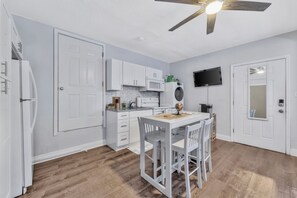 Signature Studio, Pets Allowed | Living area