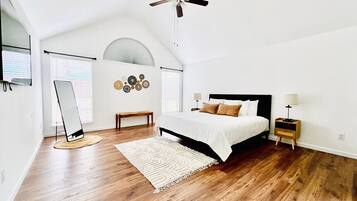 4 quartos, ferros/tábuas de passar roupa, Wi-Fi, roupa de cama